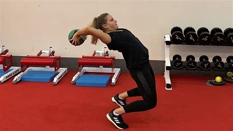 técnica flexión tronco balón medicinal