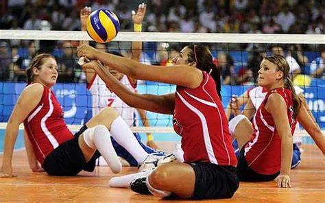 Variantes del voleibol y voleibol sentado