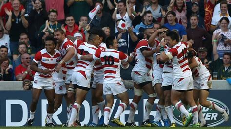 Selección japonesa de rugby celebra triunfo
