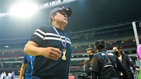 Entrenadores campeones como jugadores y técnicos