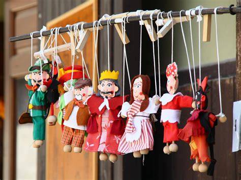 Marionetas en miniatura de El capote