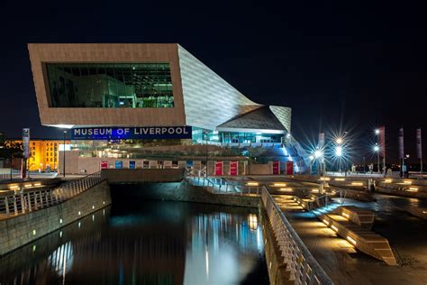 Edificio moderno de LILA Liverpool