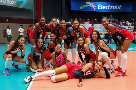 Selección dominicana femenina de voleibol