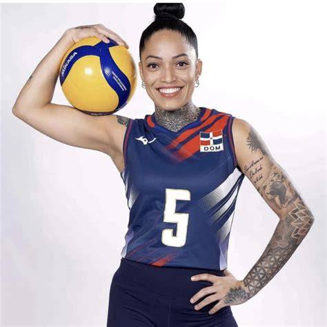 Brenda Castillo líbero dominicana