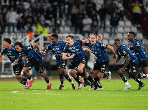 Independiente del Valle celebra clasificación