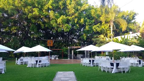 Jardines y piscina para eventos en El Monte