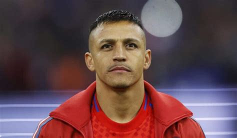 Alexis Sánchez con corte degradé