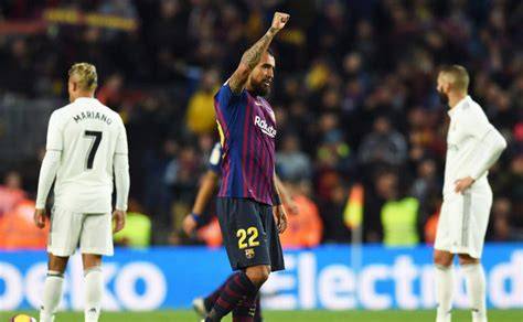 Arturo Vidal celebra título Barcelona Camp Nou