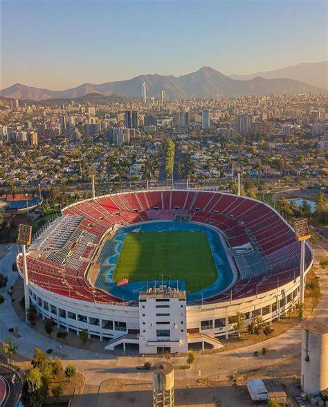 Estadio Nacional de Chile con aforo reducido