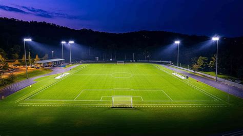 Iluminación LED para cancha de fútbol nocturna