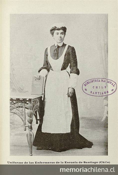 Uniforme de enfermeras chilenas de 1904