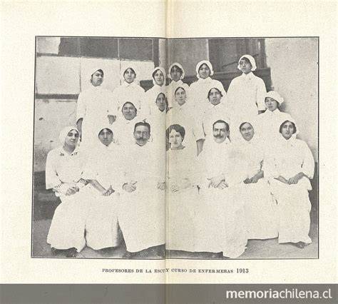 Profesores y alumnas Escuela Enfermeras Estado 1913