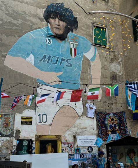Mural de Maradona en Nápoles