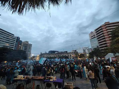 Hinchas del CDV celebran campeonato