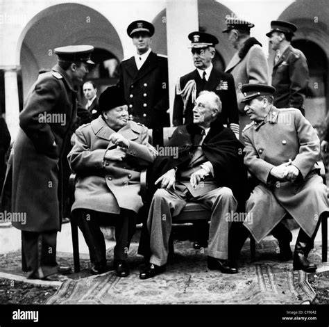 Conferencia de Yalta Churchill Roosevelt Stalin