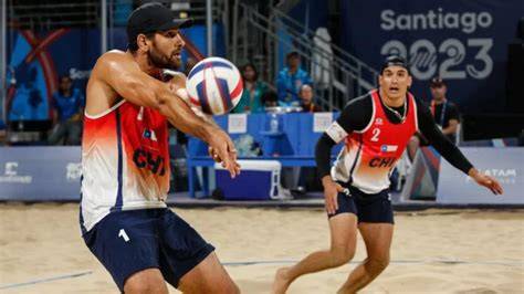 Primos Grimalt jugando voleibol playa en París