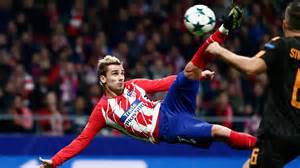 Antoine Griezmann celebra gol chilena Lyon